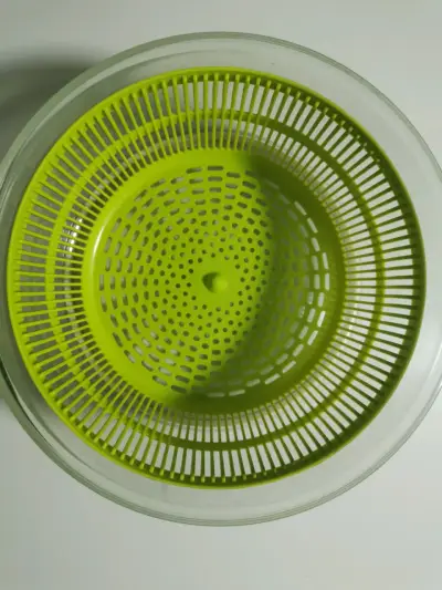Centrifuga de ensaladas u otros alimentos. - miniatura 3