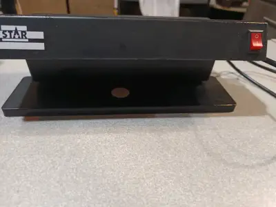 Detector de billetes falsos STAR con interruptor - miniatura 1
