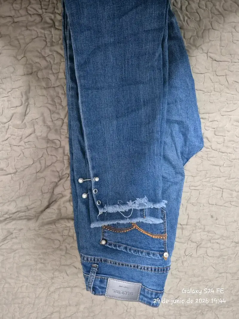 Jeans BluGirl talla 40 - 2