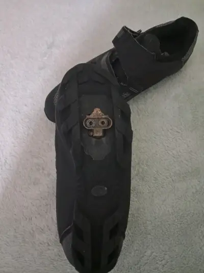 Zapatillas de ciclismo negras con calas - miniatura 1
