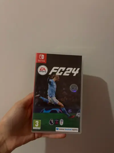 Juego Nintendo Switch EA Sports FC 24 - miniatura 1