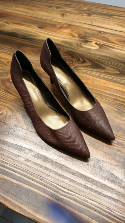 Zapatos de tacón marrón número 40 - miniatura 1