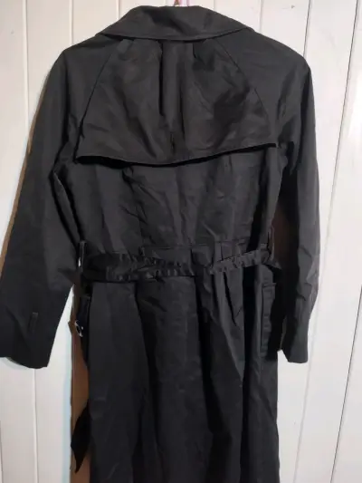 Abrigo negro Dolce & Gabbana elegante - miniatura 4
