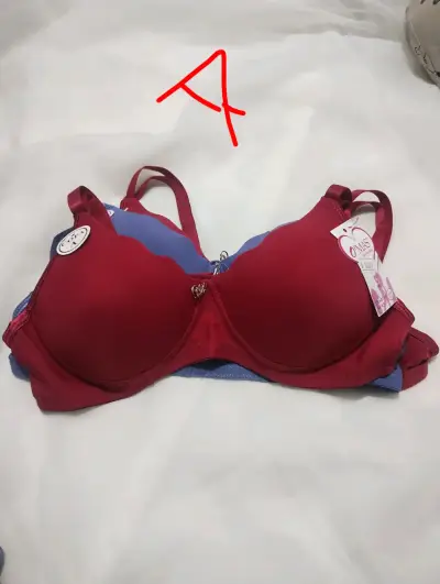 Sostén push-up rojo con detalle decorativo - miniatura 1