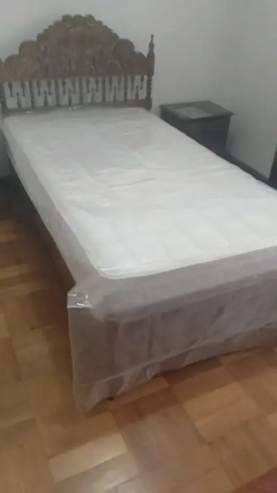 Cama individual con colchón nuevo - miniatura 1