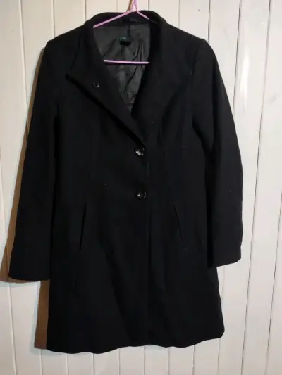 Abrigo negro elegante para mujer - miniatura 1