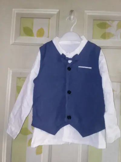 Conjunto formal infantil azul y blanco - miniatura 1