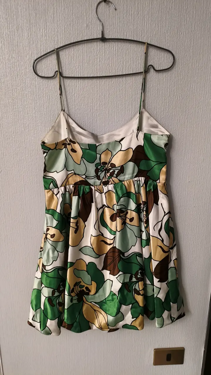 Vestido floral elegante talla L - 2