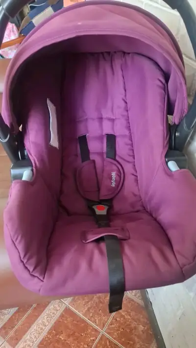 Coche MOISÉS + huevito para el auto - miniatura 2