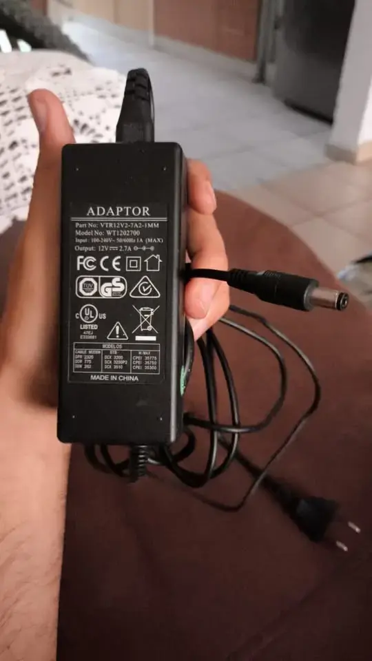 Cargador Adaptador 12V 2.7A para Modem y Decodific