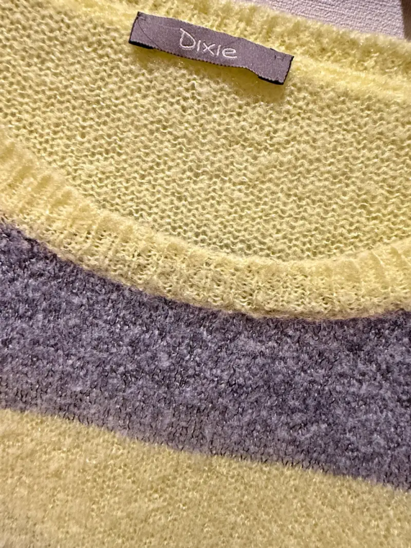 Suéter a rayas amarillo y gris para mujer - 3