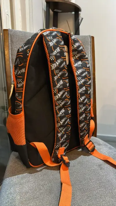 Set escolar Hot Wheels mochila y lonchera - miniatura 3