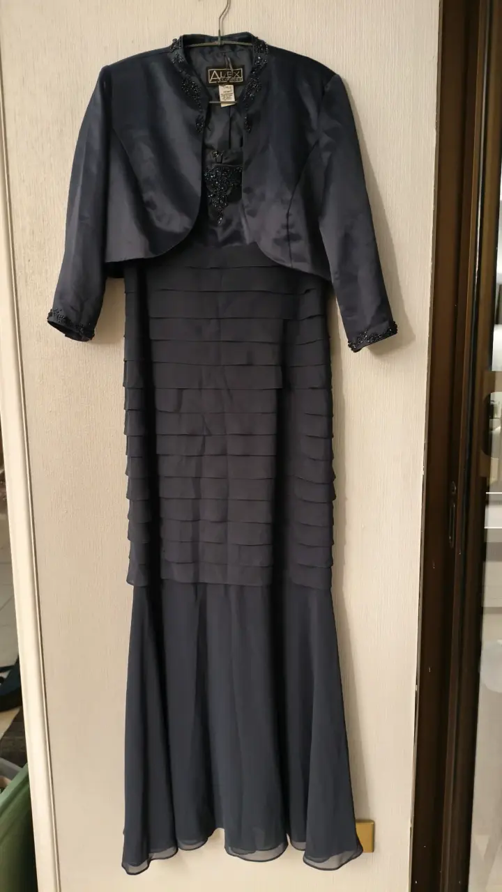 Vestido de noche azul con chaqueta - 4