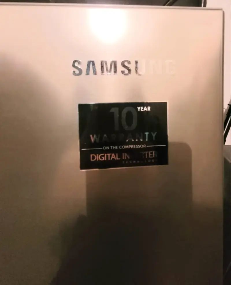 Refrigerador Samsung de dos puertas en acero inoxidable - 3