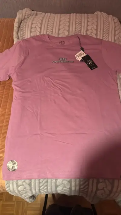 Polera lila marca Maui nueva con etiqueta - miniatura 1
