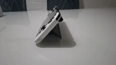 Nintendo Switch Oled - miniatura 4