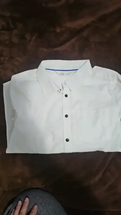 Camisa blanca H&M de niño - miniatura 3