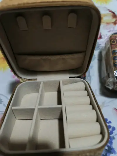 Joyero de viaje!Estuche organizador de corcho - miniatura 1
