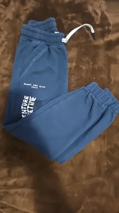 Pantalones deportivos azul marino para niño - miniatura 2