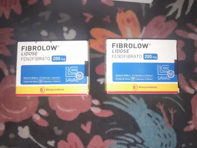 Fibrolow Fenofibrato 200 mg 30 Cápsulas - miniatura 1