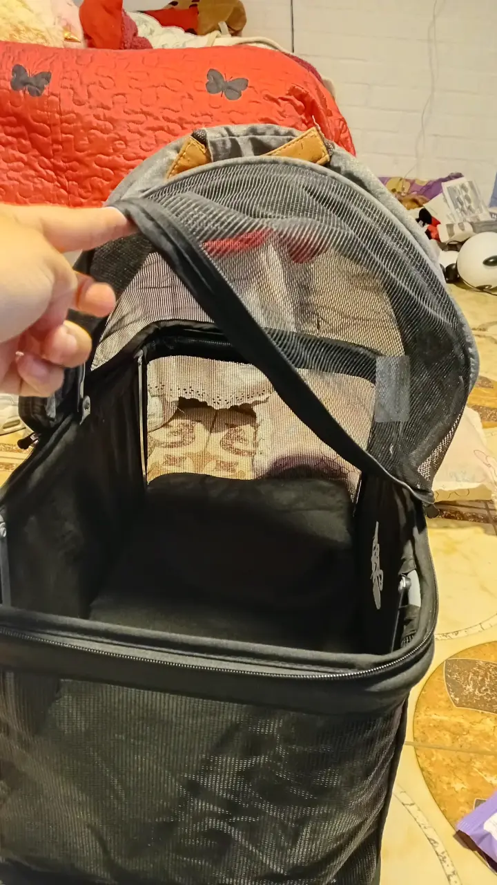 Cuna portátil Costway con malla para mascotas. - 3