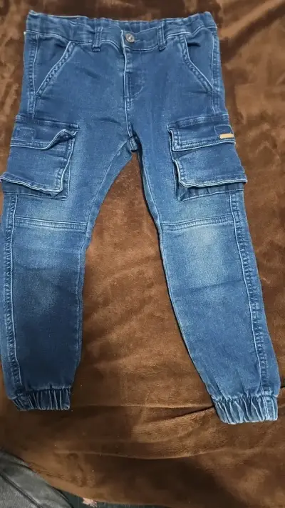 Pantalones cargo de mezclilla para niños - miniatura 1