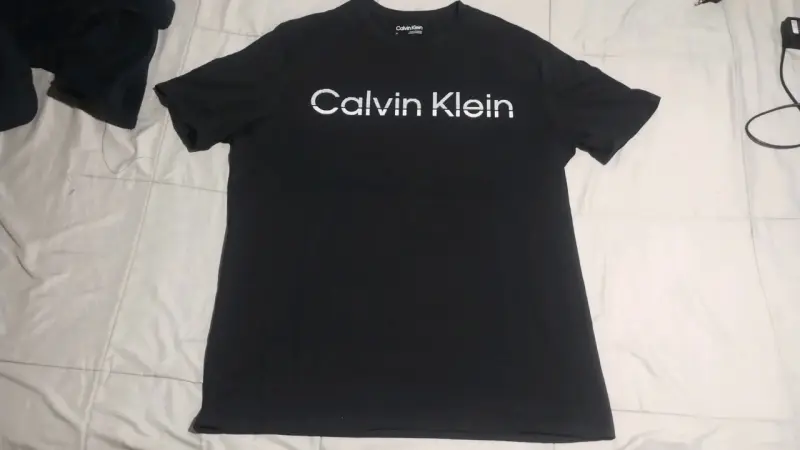 Polera Calvin Klein talla M negra nueva - 2