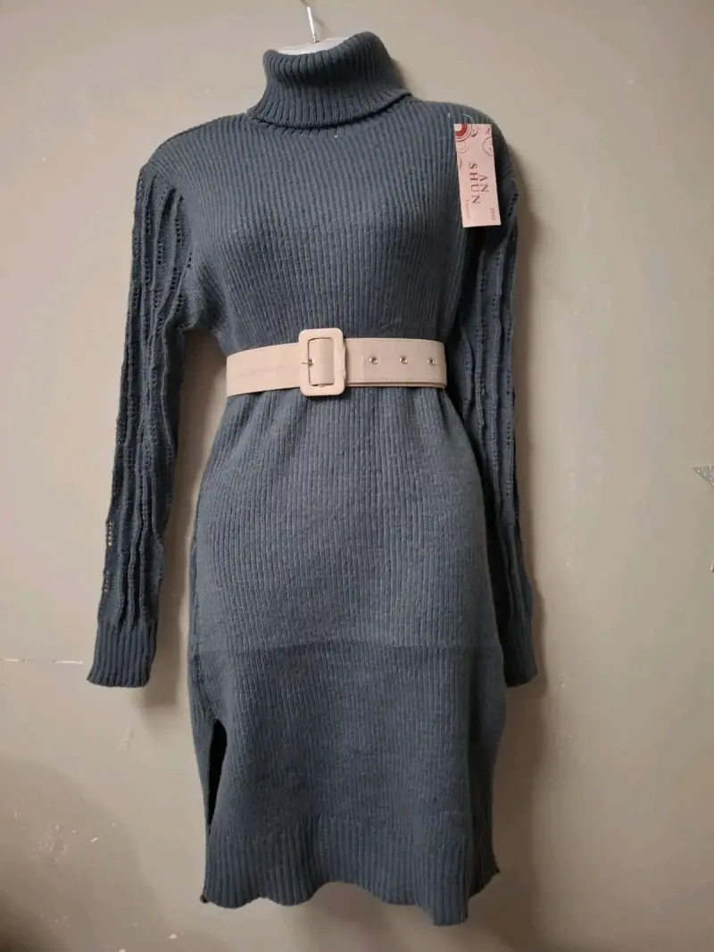 Vestido de lana gruesa (no incluye cinturon) - 2