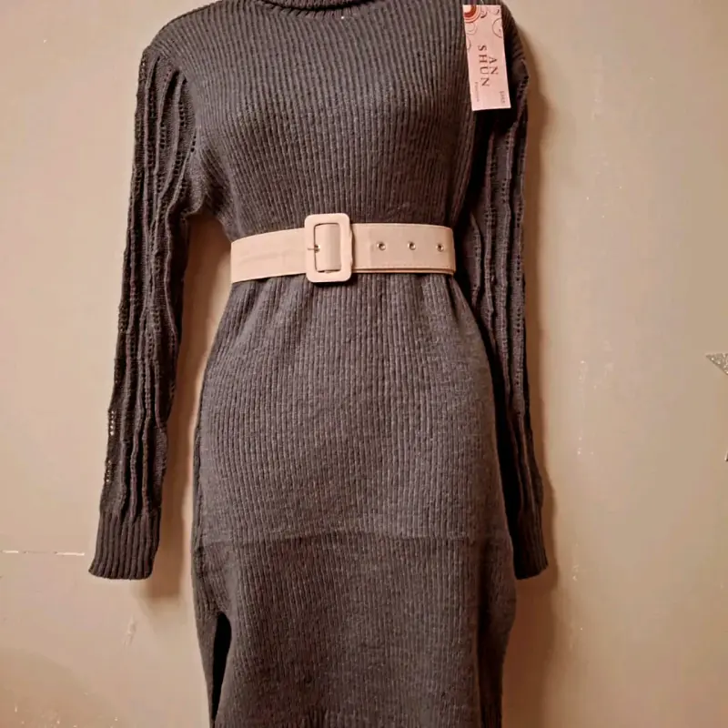 Vestido de lana gruesa (no incluye cinturon) - 3