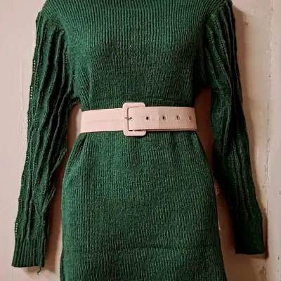 Vestido de lana gruesa (no incluye cinturon) - miniatura 5