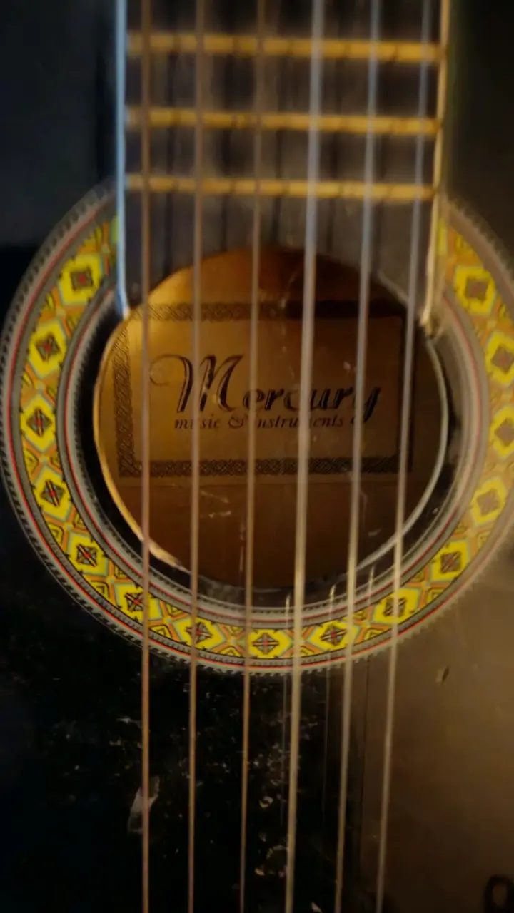 Guitarra acústica para niños Mercury negra - 2