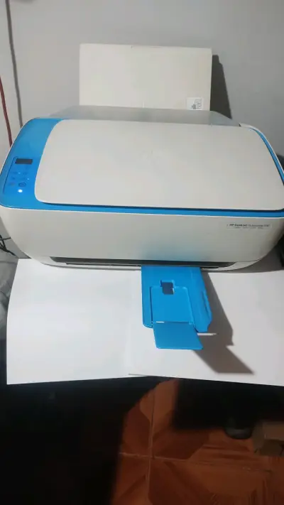 Impresora multifuncional HP DeskJet 3635 - miniatura 1