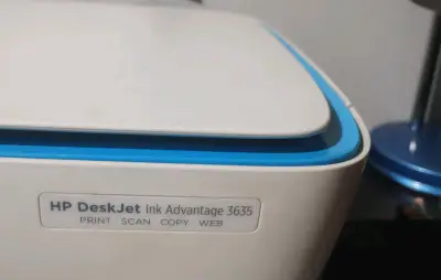 Impresora multifuncional HP DeskJet 3635 - miniatura 3