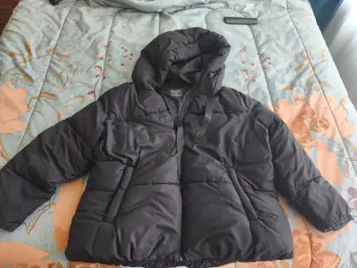 Chaqueta acolchada negra con capucha talla L - miniatura 1