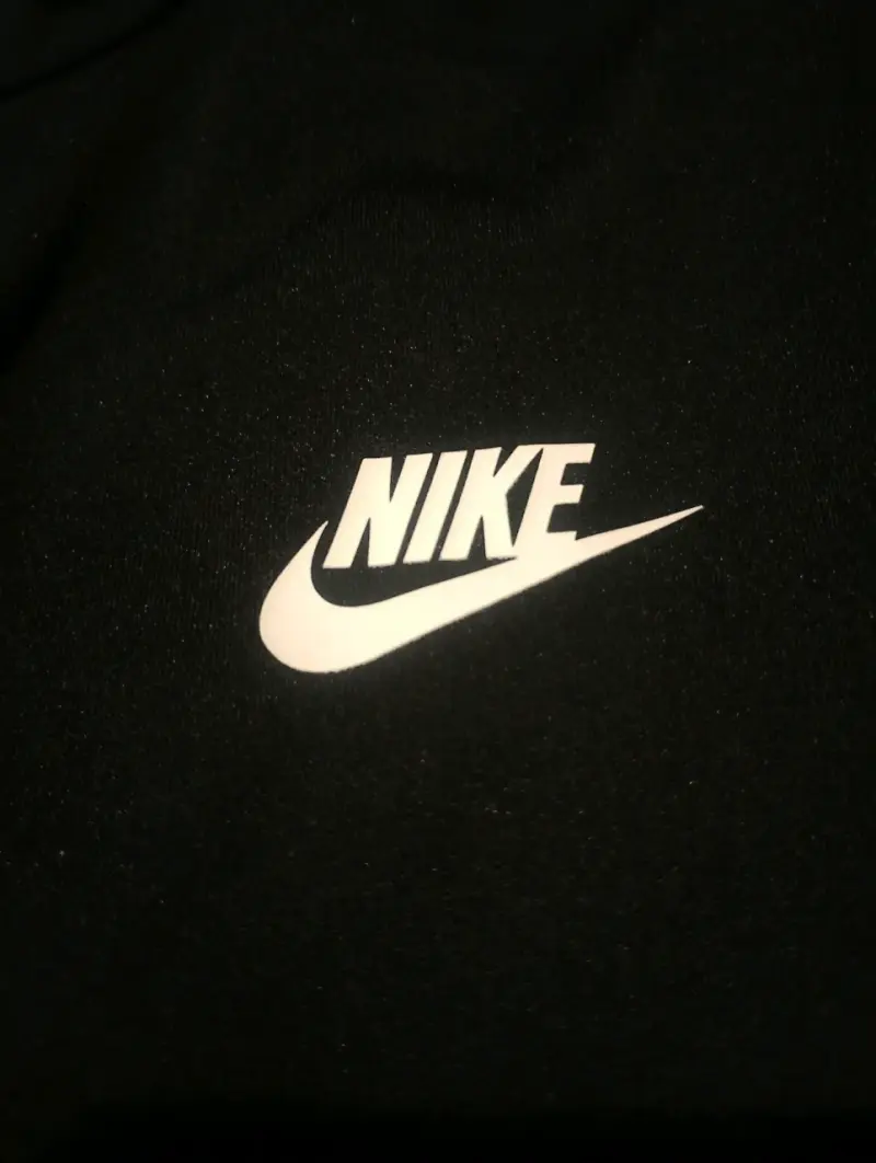 Conjunto deportivo Nike negro para hombre - 3
