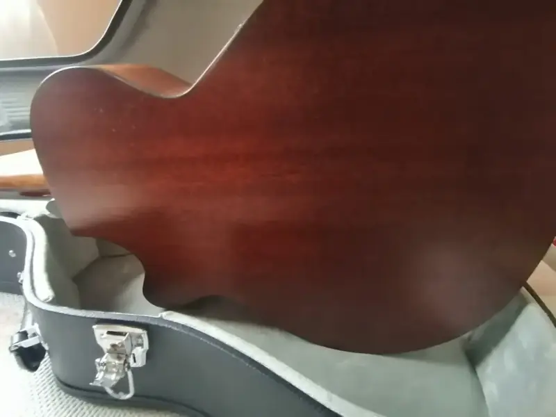 Guitarra Cort electroacústica c / nylon con case - 4