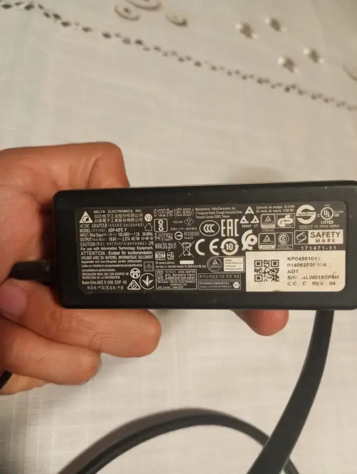 Cargador Original Acer 19V 2.37A (45W) ADP-45FE F - 3