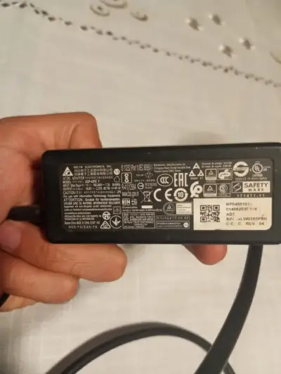 Cargador Original Acer 19V 2.37A (45W) ADP-45FE F - miniatura 3