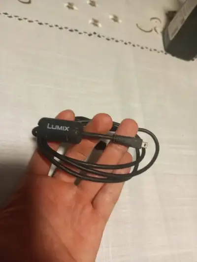 Cable USB Lumix para cámaras Panasonic - miniatura 1