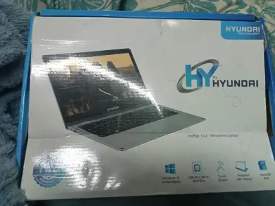 Laptop Hyundai 13.3'' FHD IPS 4GB RAM - miniatura 2