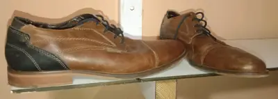 Zapatos de cuero marrón para hombre - miniatura 1