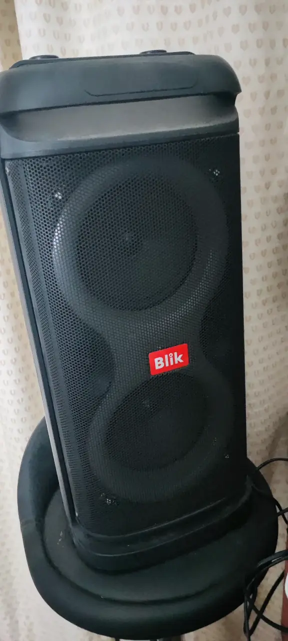 Parlante Bluetooth Karaoke Blik con micrófono - 2