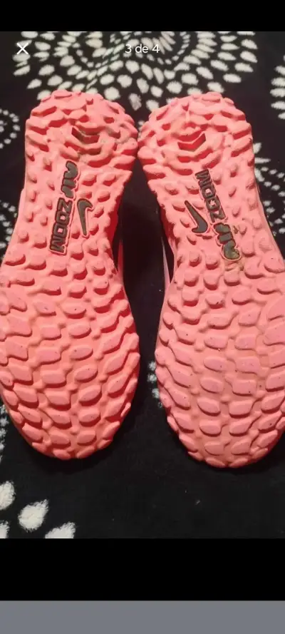 Botines de fútbol Nike originales - miniatura 2