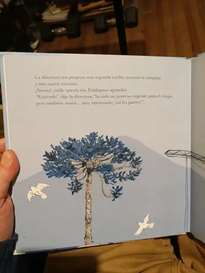Libro 'Pequeña historia de un desacuerdo' - miniatura 4