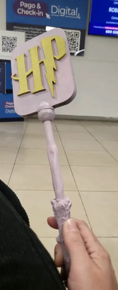 Varita mágica temática HP para Tarjeta - miniatura 1
