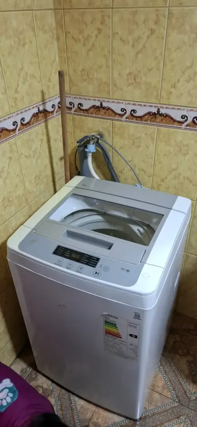 Lavadora LG 9KG - miniatura 1