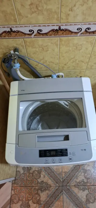 Lavadora LG 9KG - miniatura 2