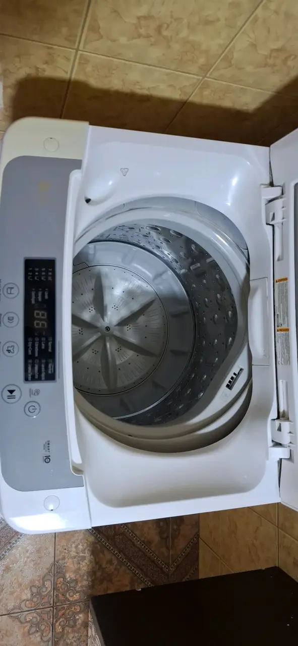 Lavadora LG 9KG - 3