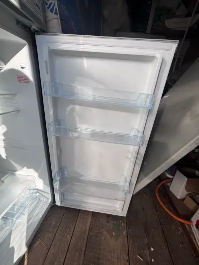 Refrigerador Sindelen En buen estado - miniatura 3