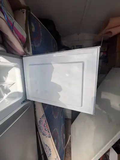 Refrigerador Sindelen En buen estado - miniatura 4